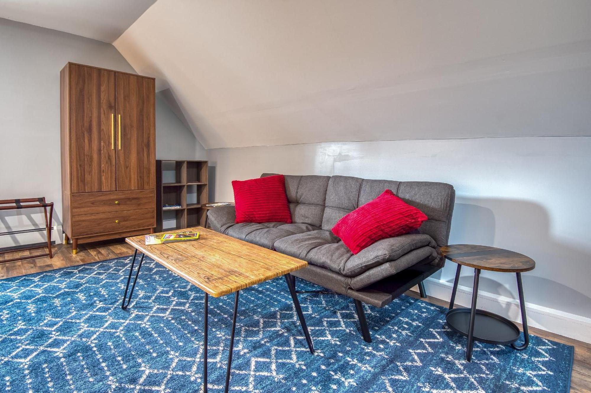 Apartment - Adventure *